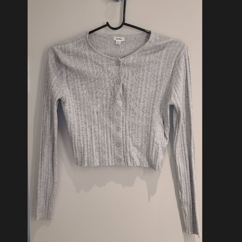 GARAGE grey crop cardigan size medium